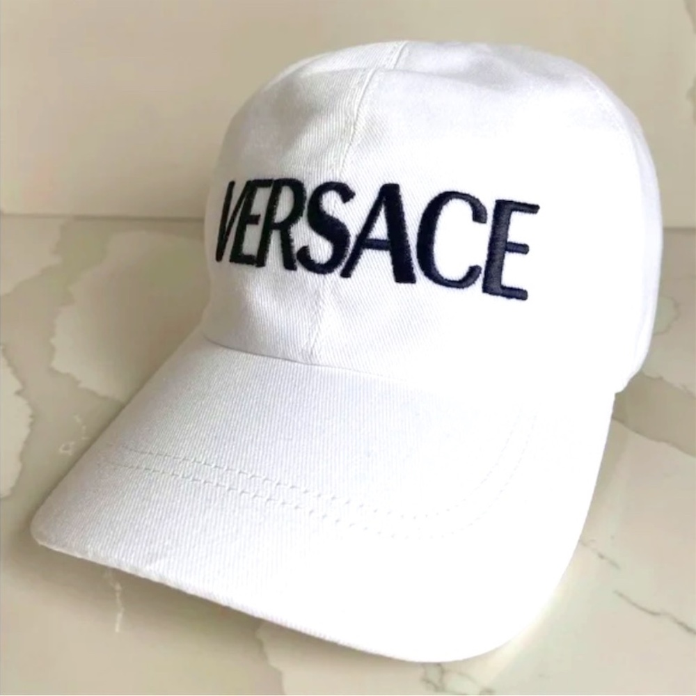 NWT VERSACE WHITE BASEBALL HAT BLACK LOGO EMBROIDERY UNISEX SUMMER TRAVEL BEACH